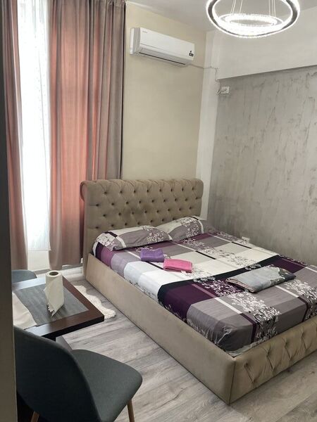 Unirii, Regina Maria, Casa Poporului,